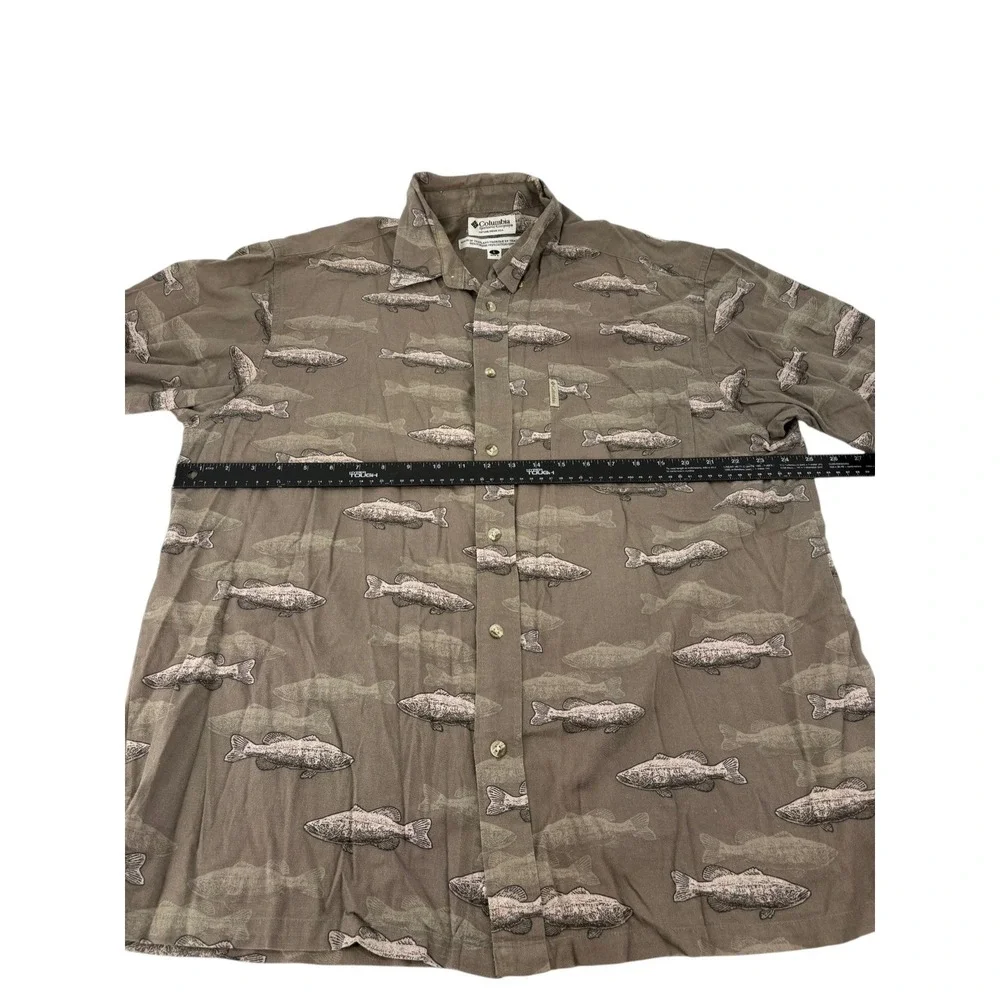 Columbia Shirt Mens L Button Down Brown Fish Print Short Sleeve Viscose Cotton